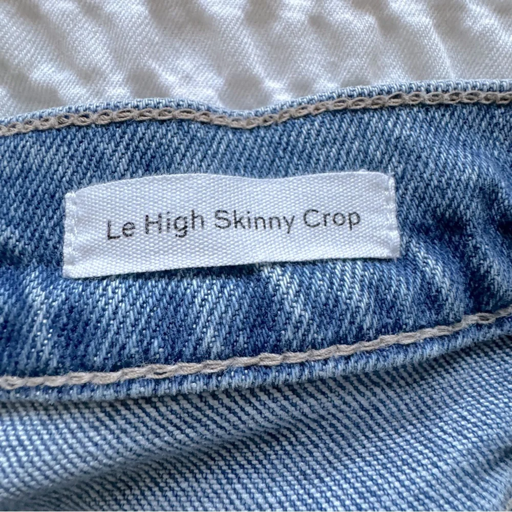 FRAME Le High Skinny Crop Jeans, Clarin, Rips Size 27 - Picture 7 of 16